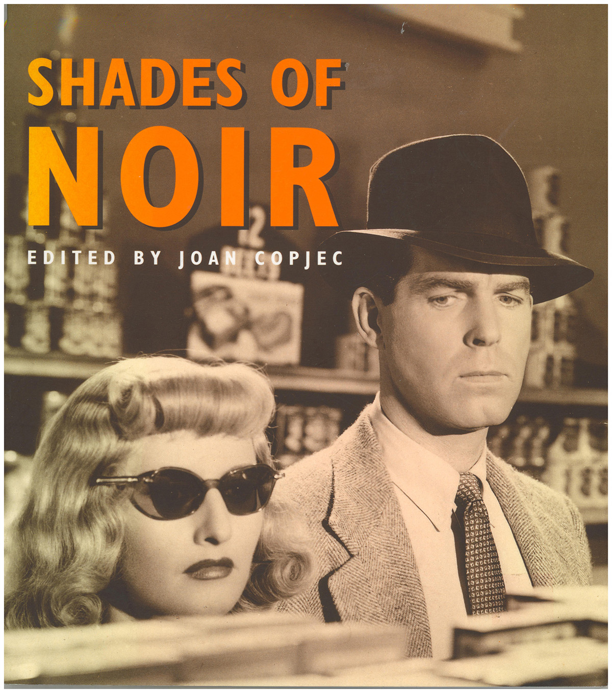 Shades of Noir: A Reader